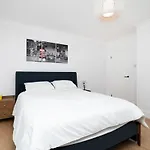 Spacious London Haven For Family And Friends