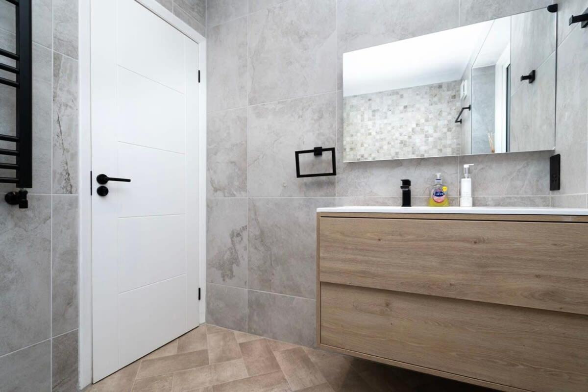 Spacious Haven For Family And Friends *