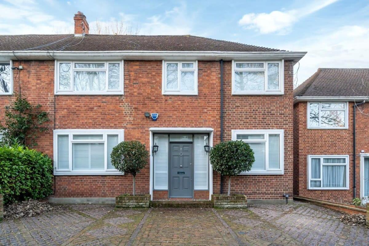 Spacious Haven For Family And Friends Casa vacanze Londra