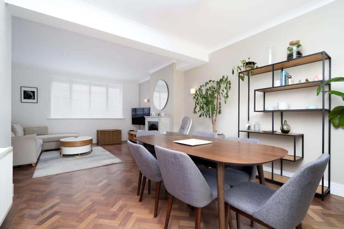 Holiday home Spacious Haven For Family And Friends *
